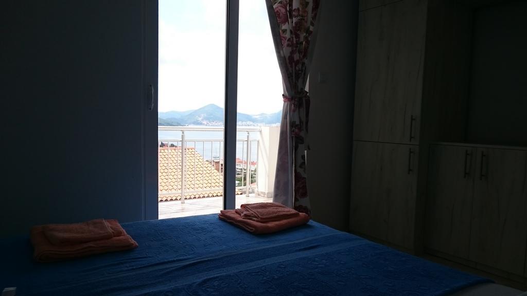 Apartments Vukovic Sveti Stefan Esterno foto