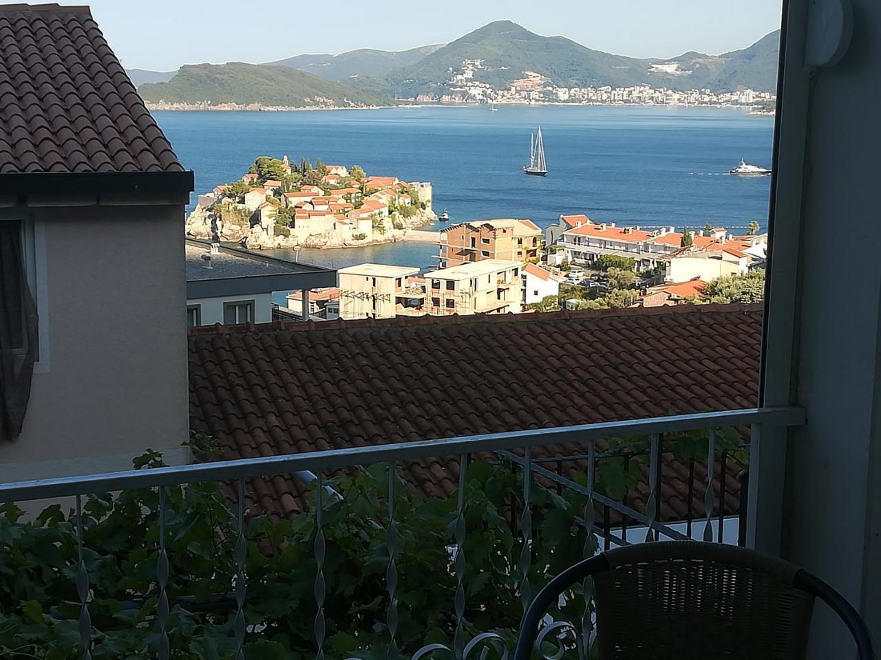 Apartments Vukovic Sveti Stefan Esterno foto