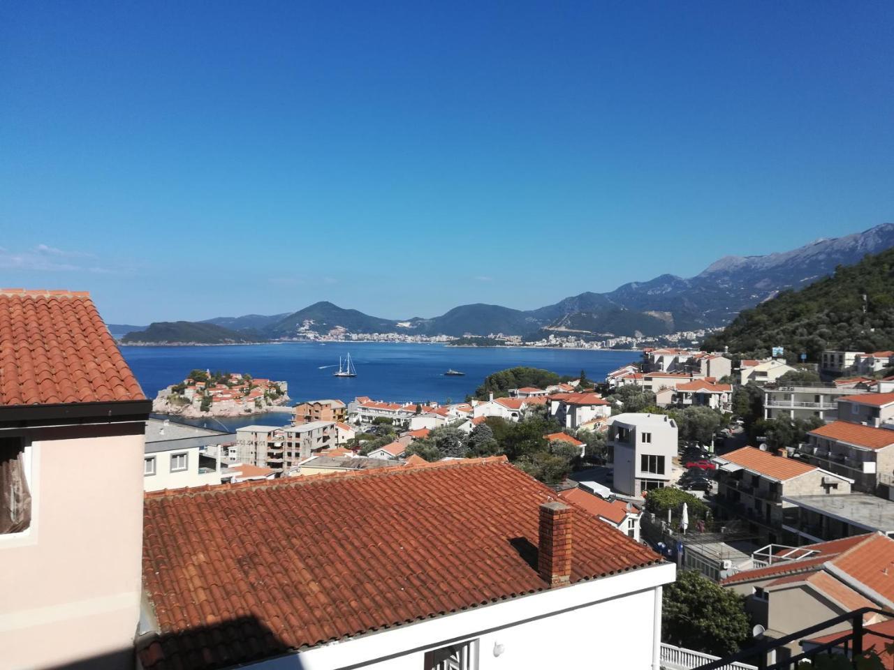 Apartments Vukovic Sveti Stefan Esterno foto